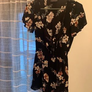 American Eagle Black Floral Romper